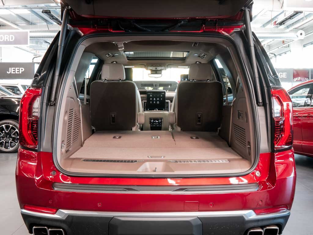 GMC Yukon SUV 6,2 l 313 kw