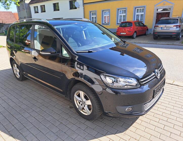 Volkswagen Touran 14
