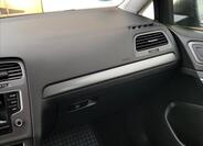 Volkswagen Golf 34