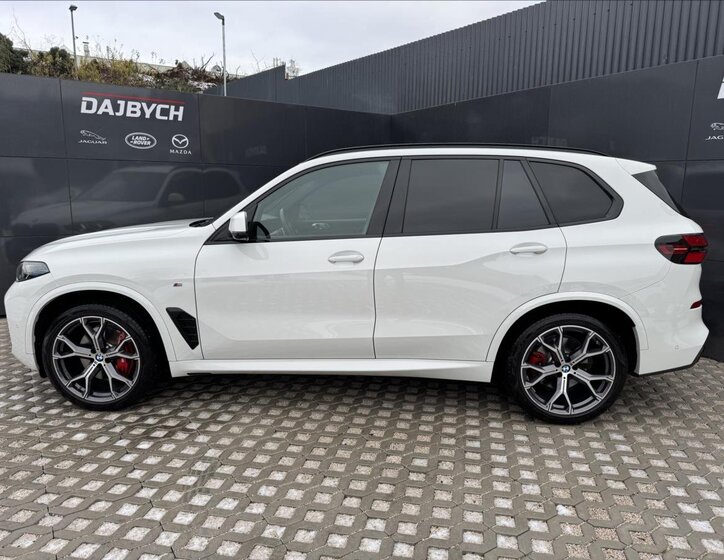 BMW X5 SUV 3,0 l 210 kw