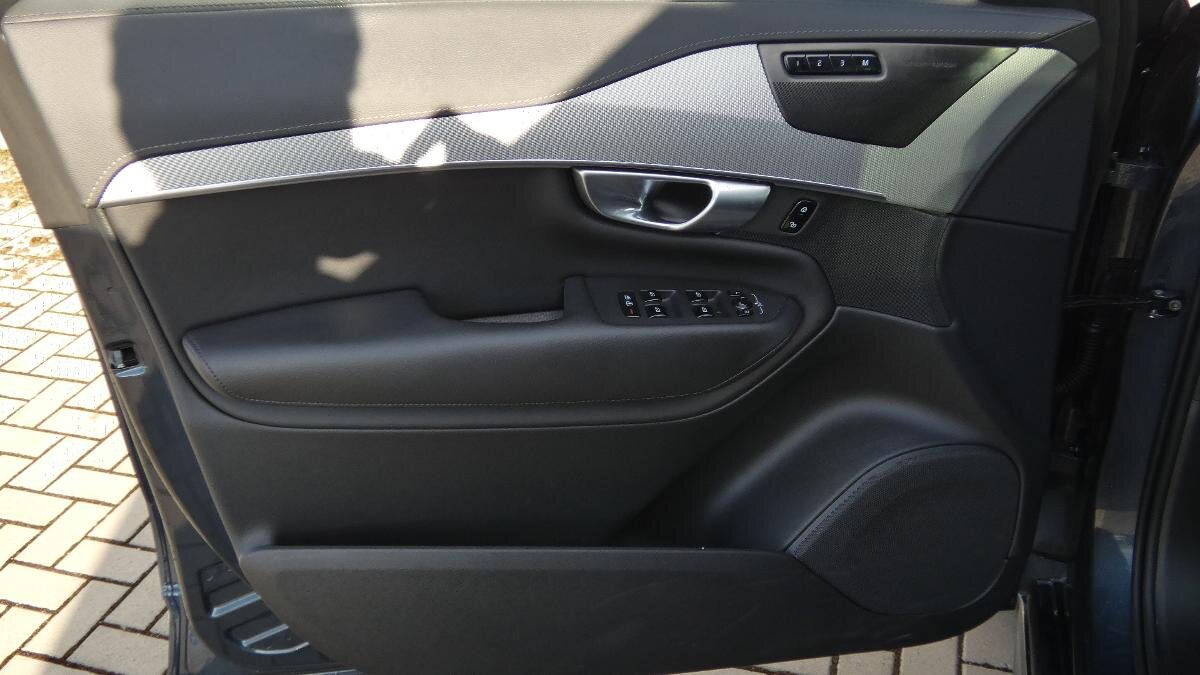 Volvo XC90 SUV / Terénní 2,0 l 173 kw