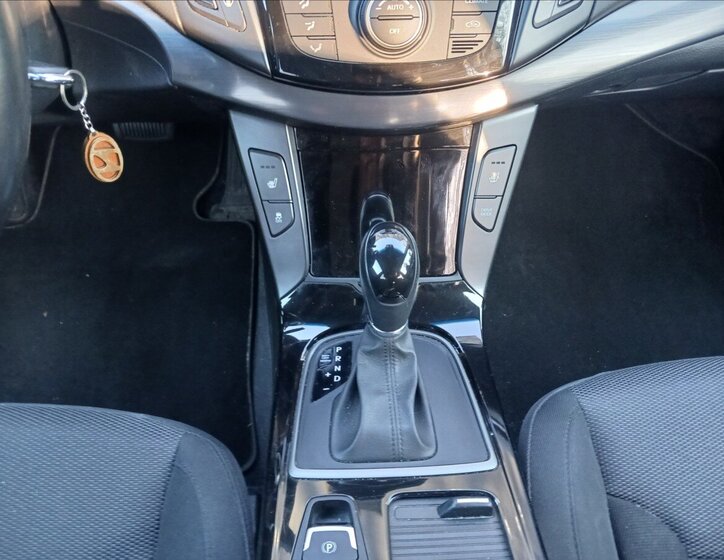 Hyundai i40 Kombi 1,6 l 100 kw