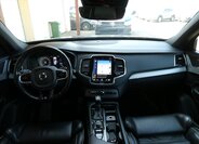 Volvo XC90 SUV / Terénní 2,0 l 228 kw
