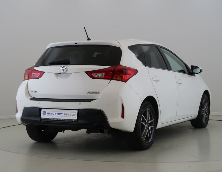 Toyota Auris Hatchback 1,6 l 97 kw