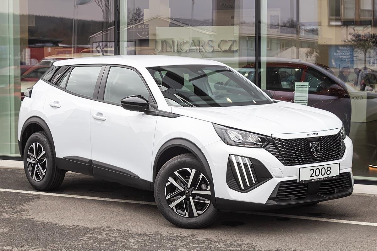 Peugeot 2008 SUV 1,2 l 81 kw