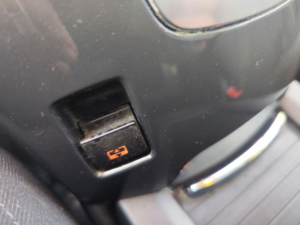 Peugeot 5008 MPV 2,0 l 120 kw