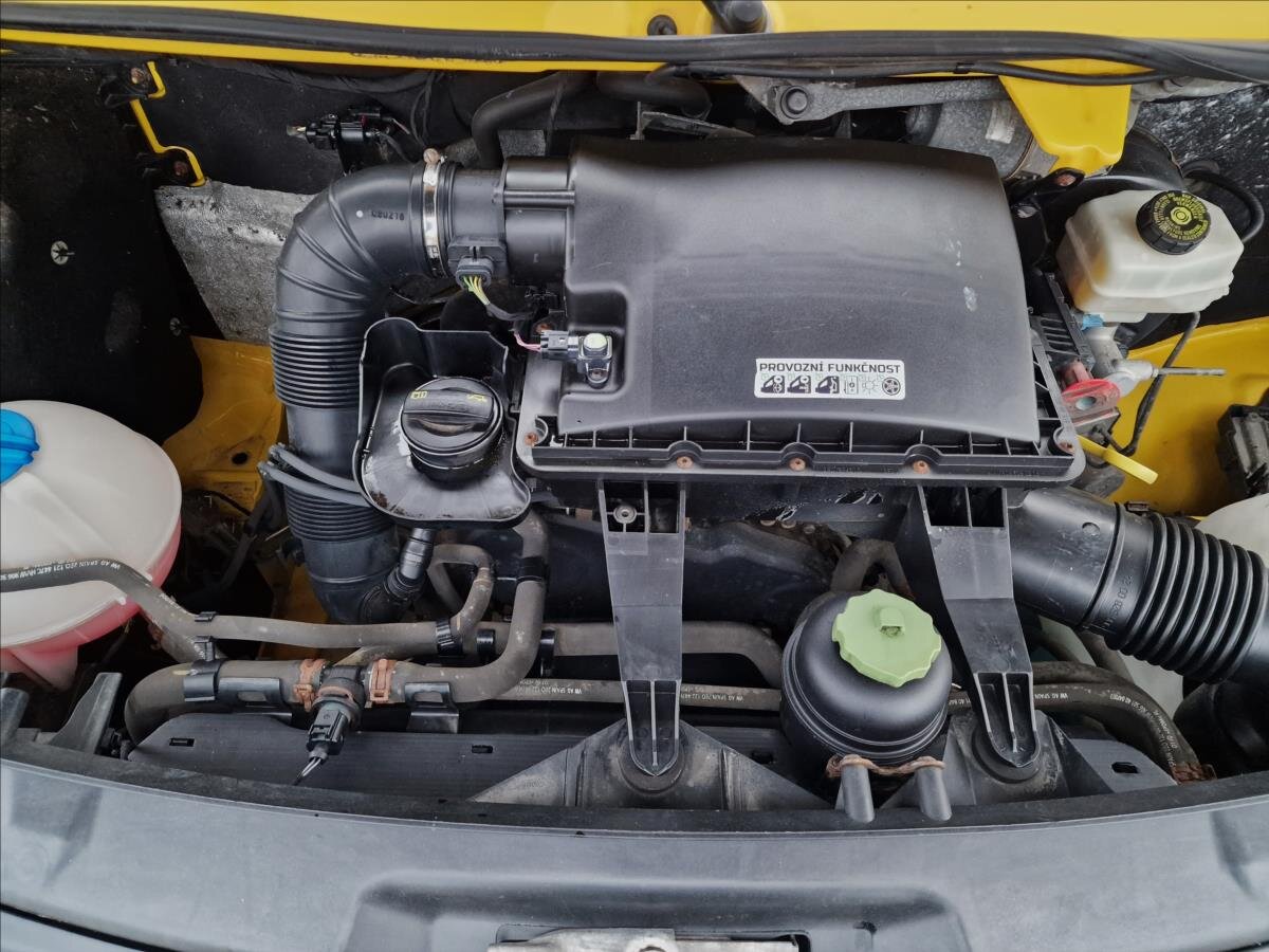 Volkswagen Crafter Skříň 2,0 l 100 kw