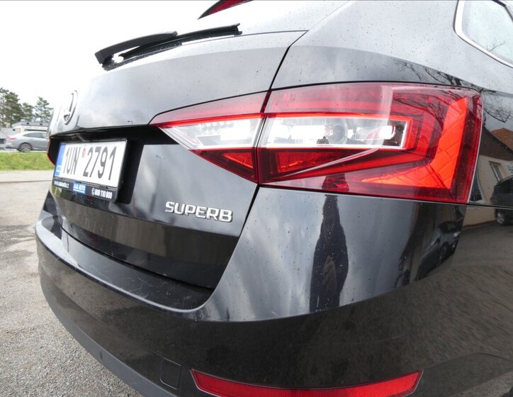 Škoda Superb Kombi 1,6 l 88 kw