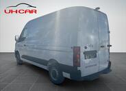Nissan Interstar 7