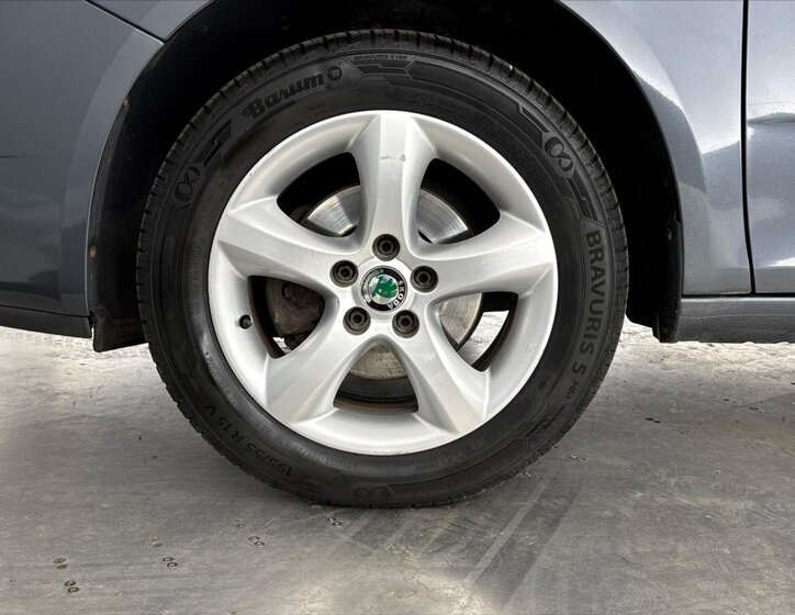 Škoda Fabia Hatchback 1,6 l 77 kw