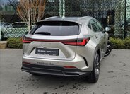 Lexus NX 350h SUV / Terénní 2,5 l 147 kw