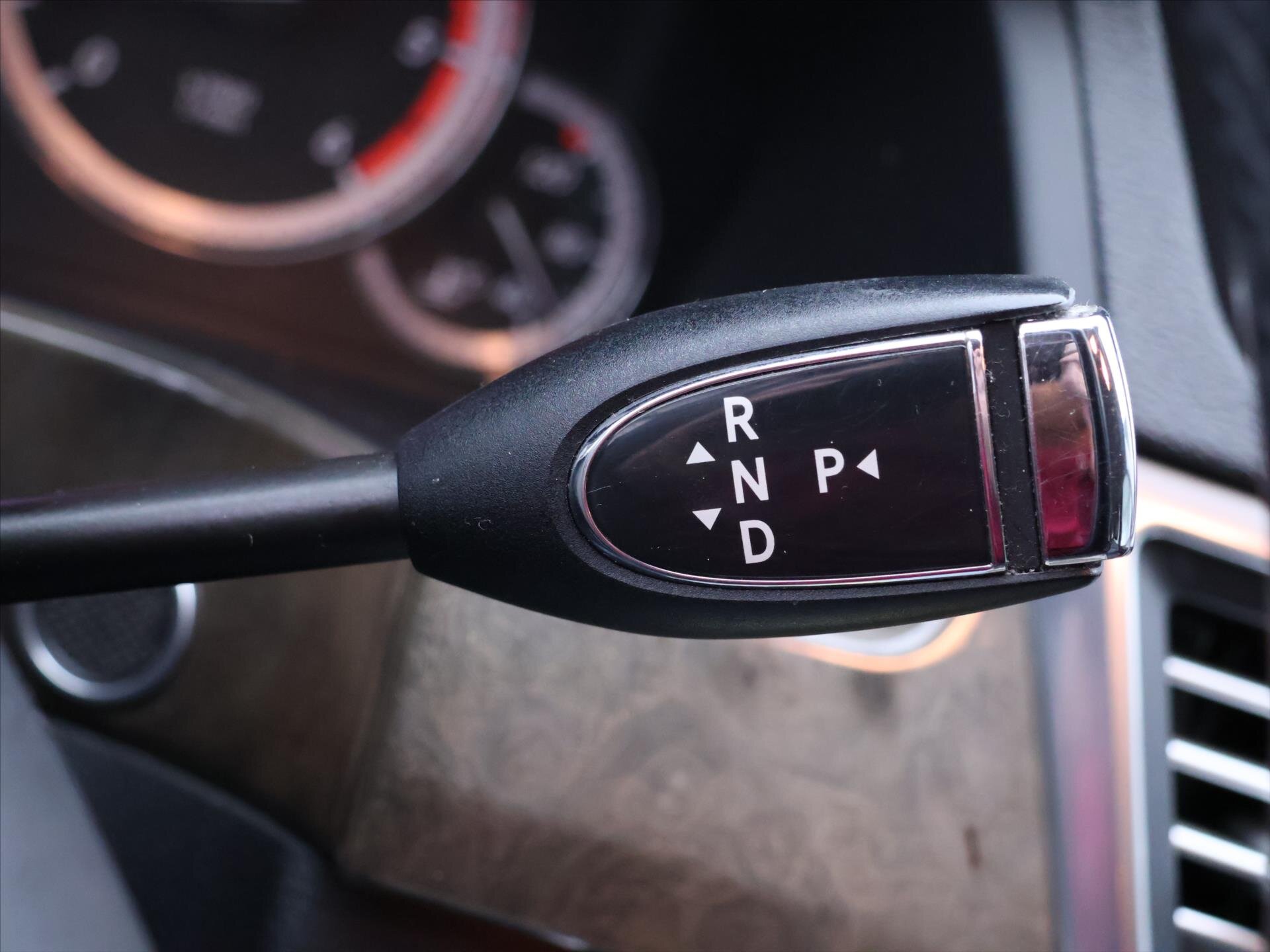 Mercedes-Benz Třídy E Kombi 3,0 l 170 kw