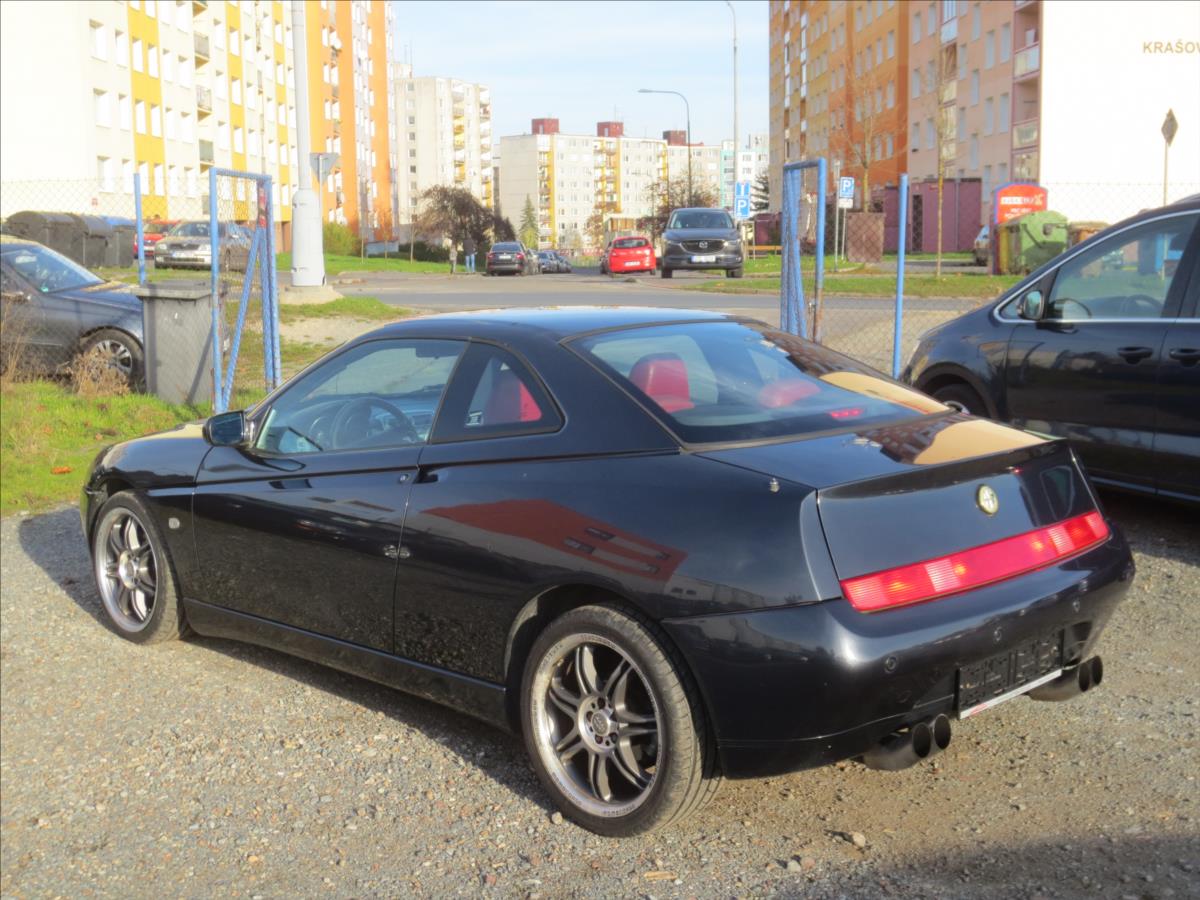 Alfa Romeo GTV