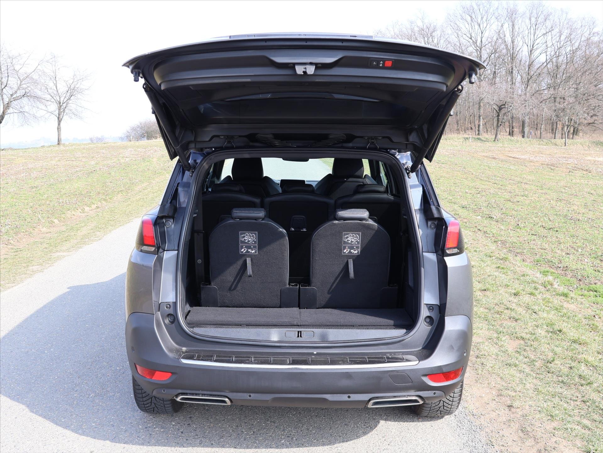 Peugeot 5008 SUV / Terénní 1,2 l 96 kw