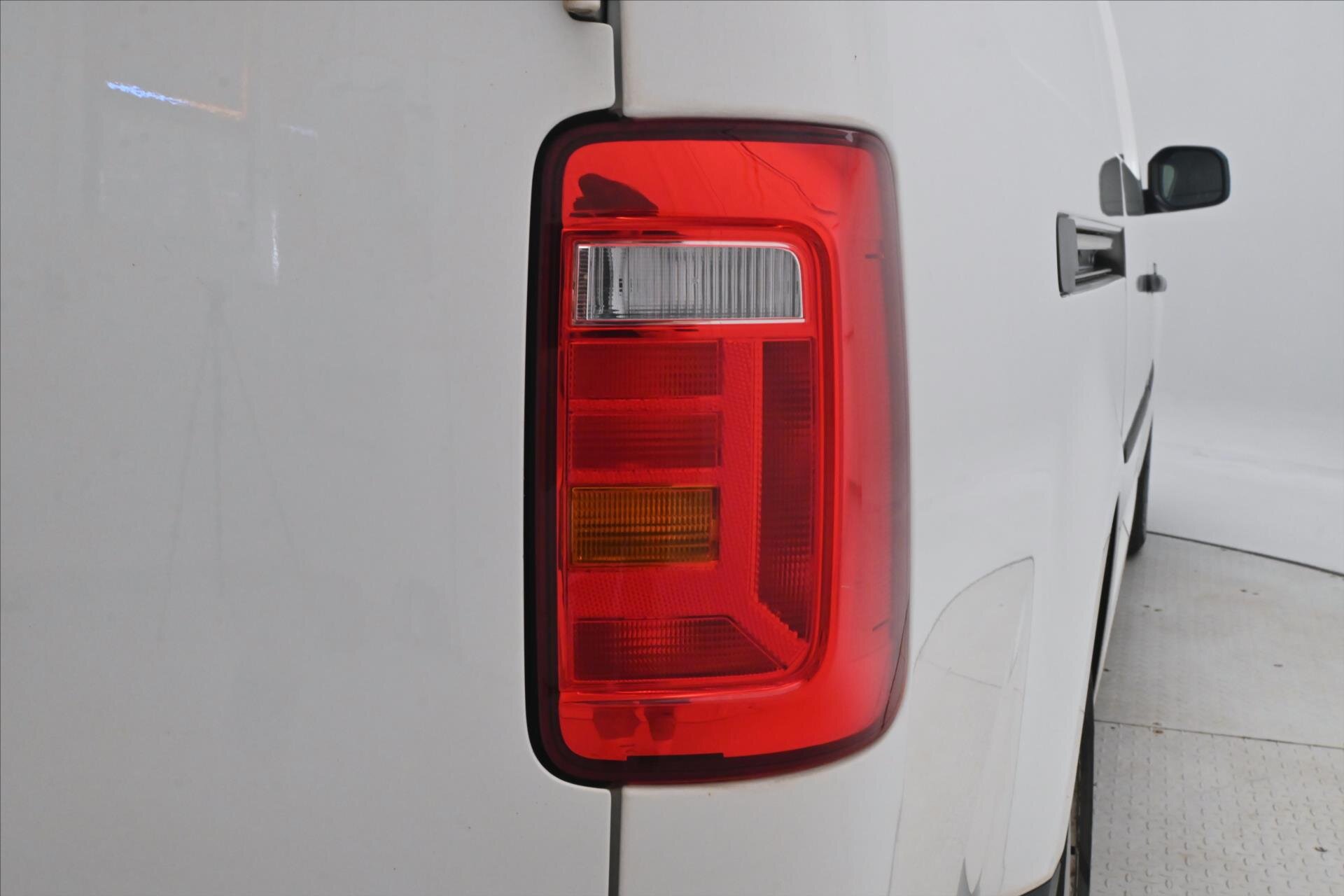 Volkswagen Caddy Skříň 2,0 l 75 kw