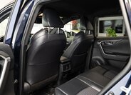 Toyota RAV4 SUV 2,5 l 131 kw