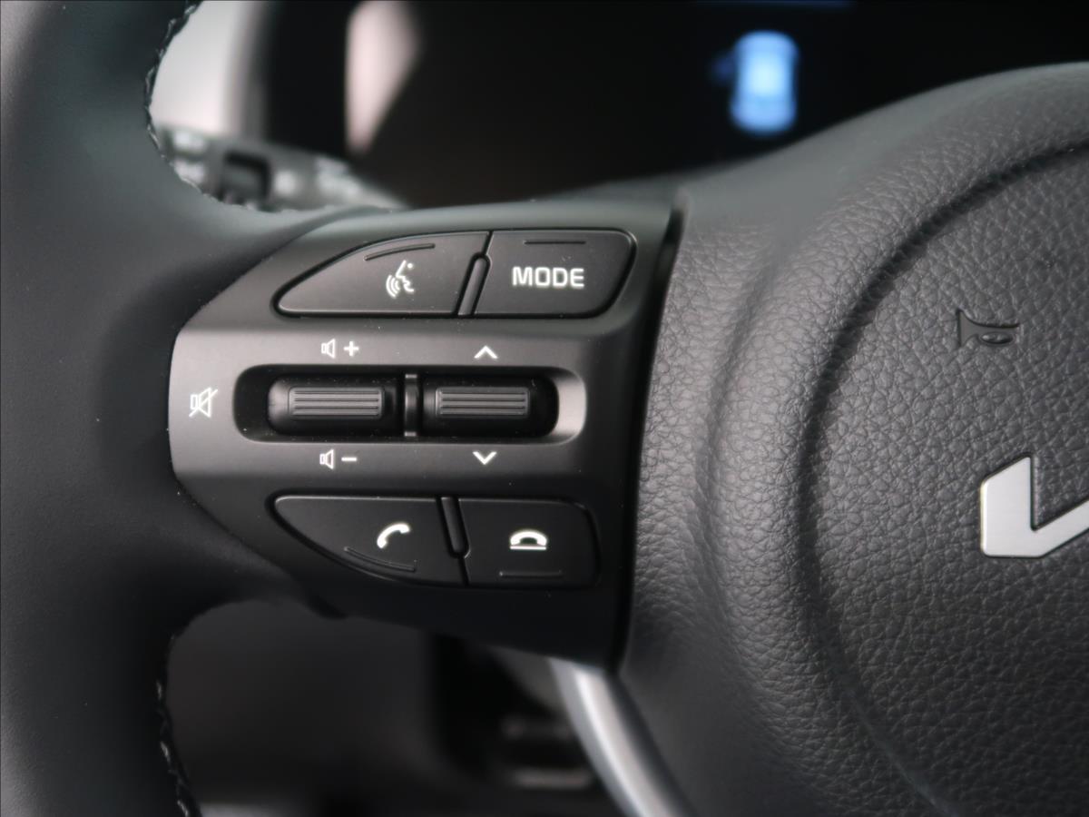 KIA Stonic SUV 1,2 l 57 kw