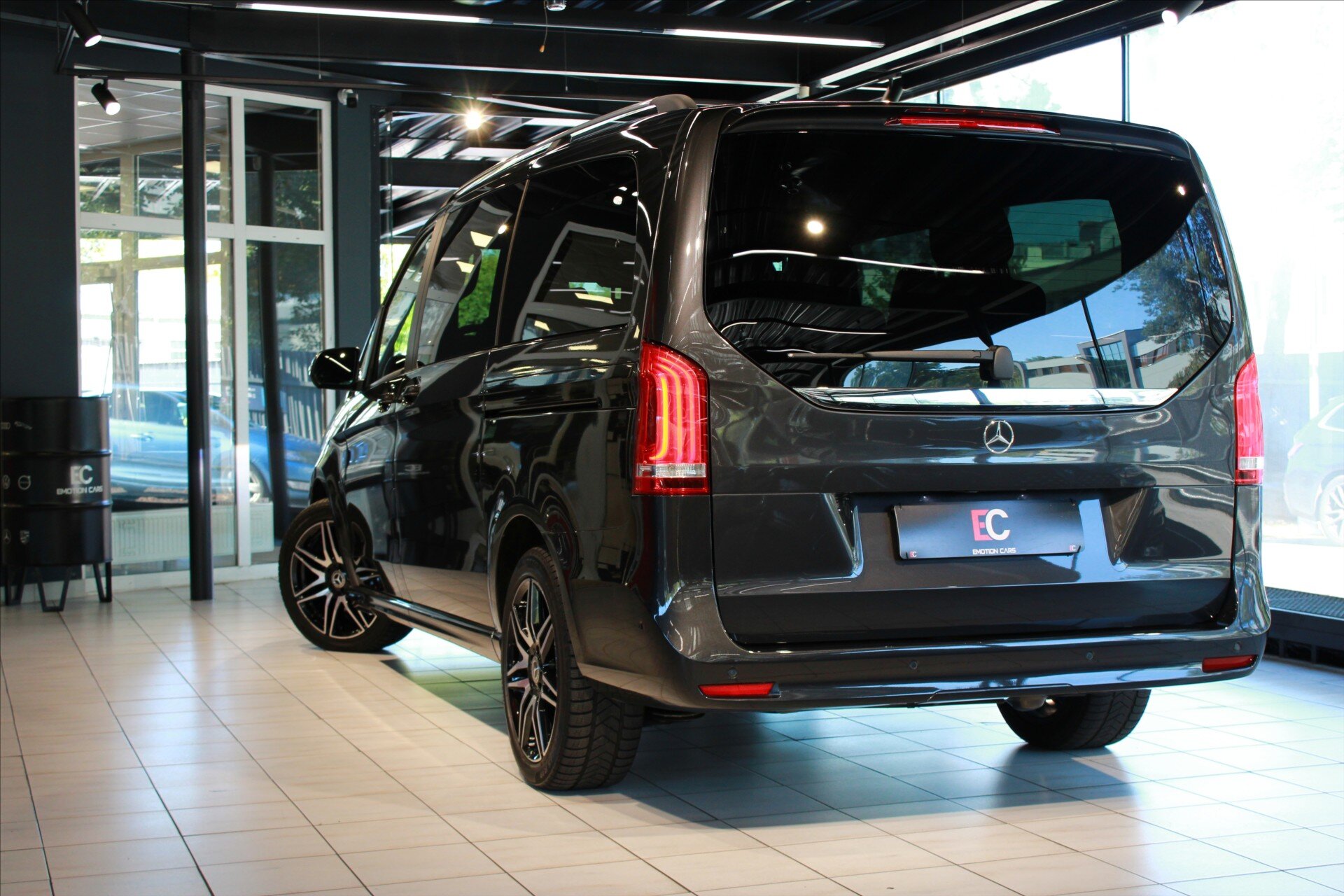 Mercedes-Benz Třídy V MPV 2,0 l 174 kw