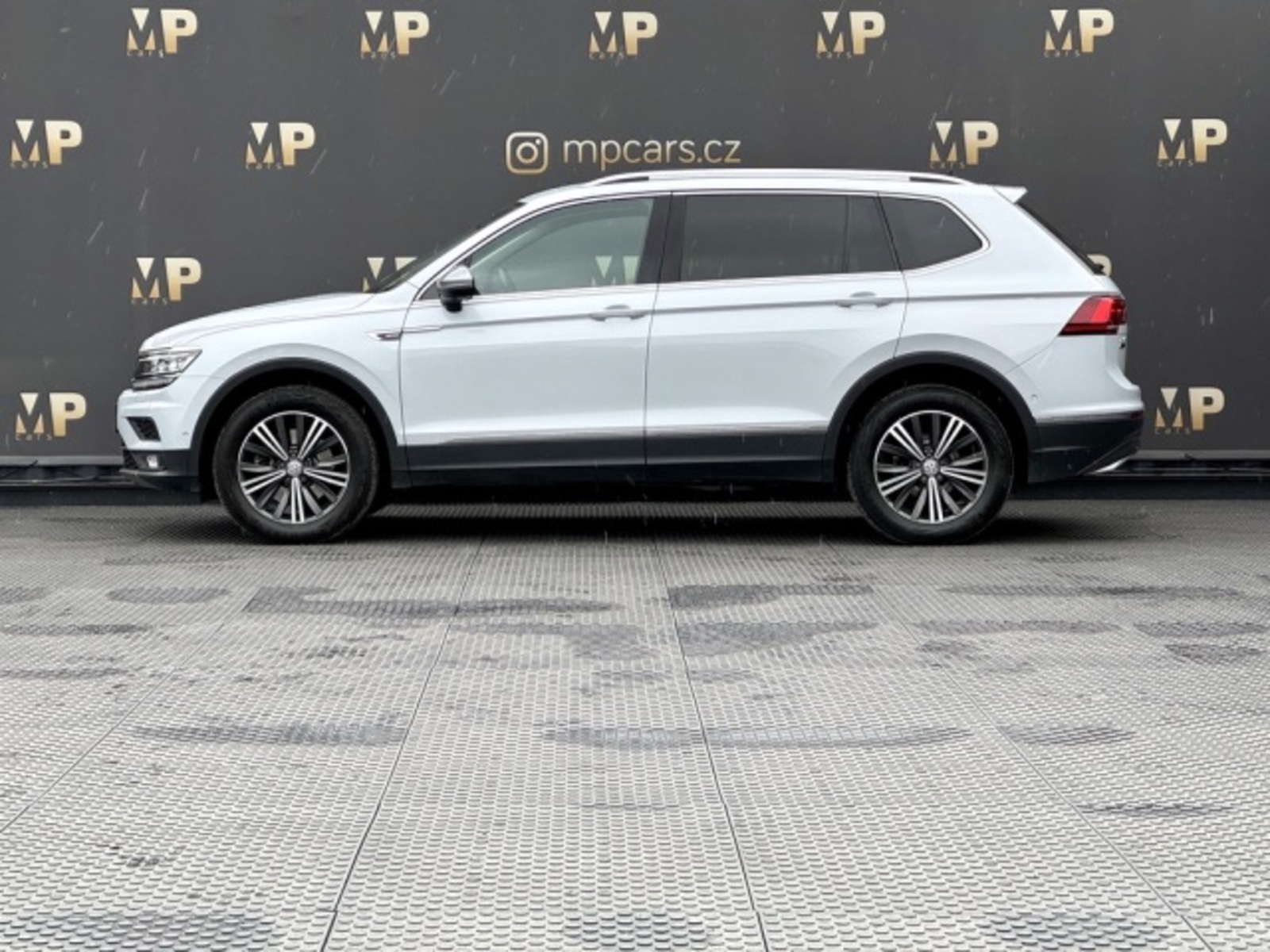 Volkswagen Tiguan Allspace 8