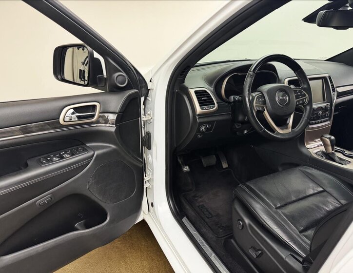 Jeep Grand Cherokee 34