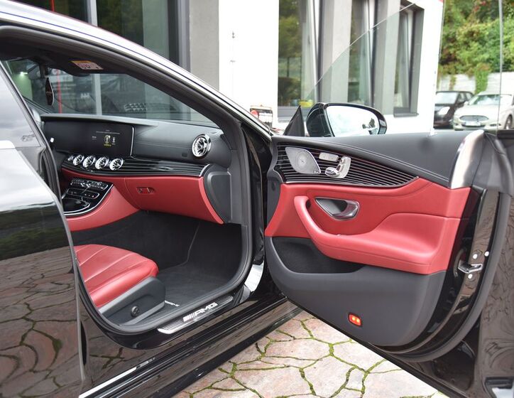 Mercedes-Benz CLS 21