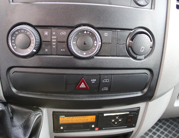 Mercedes-Benz Sprinter Užitková 2,1 l 120 kw