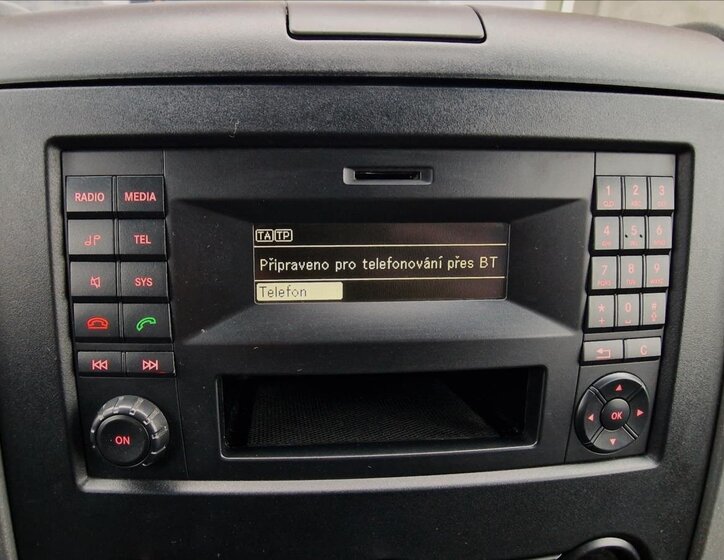 Volkswagen Crafter Skříň 2,0 l 100 kw