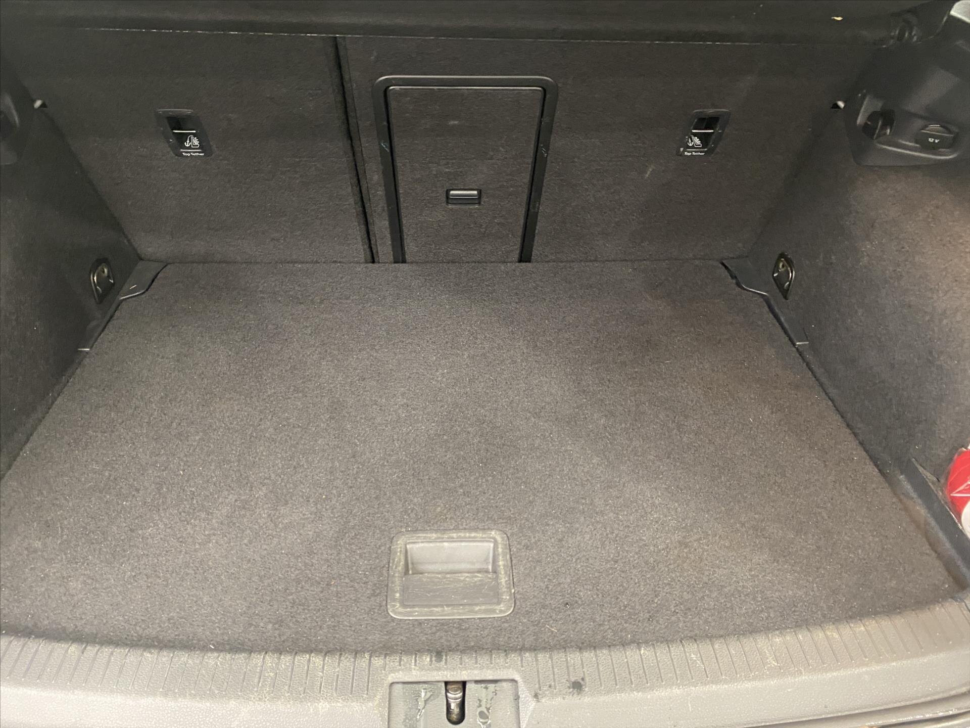 Volkswagen Golf Hatchback 1,6 l 77 kw