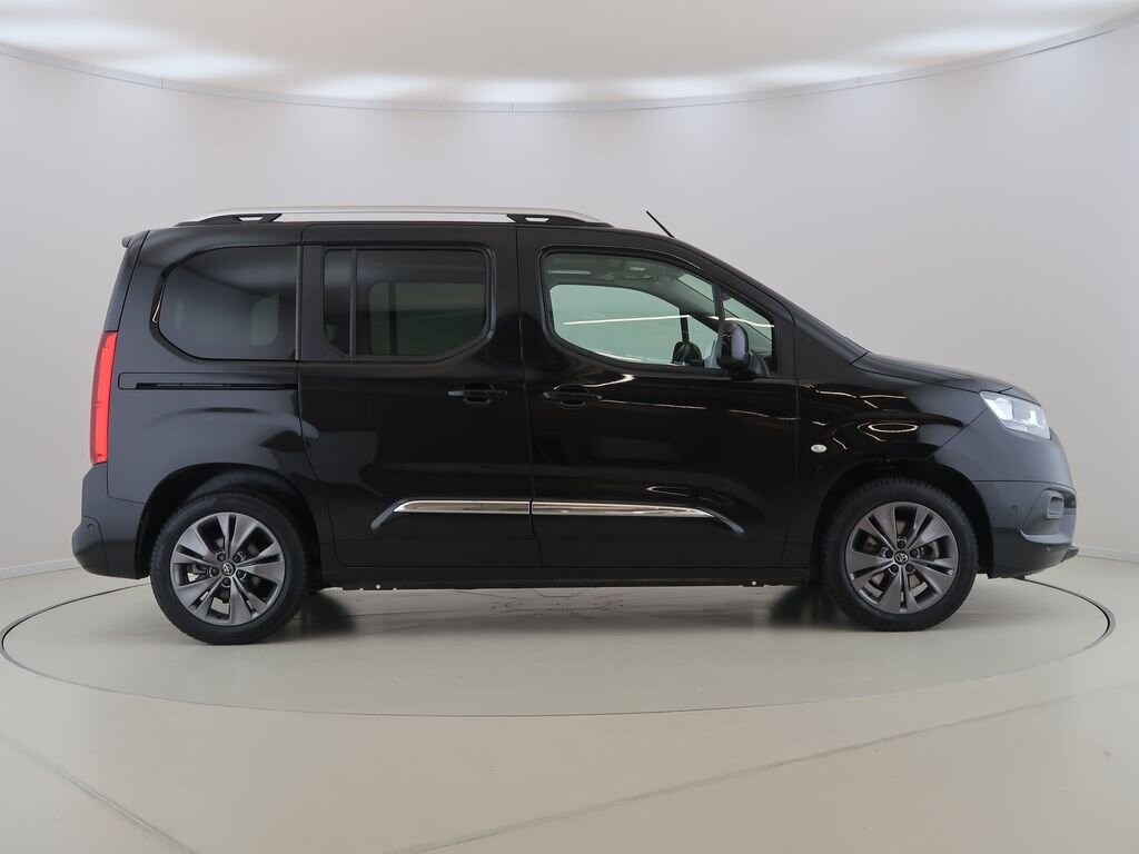 Toyota ProAce MPV 1,2 l 96 kw
