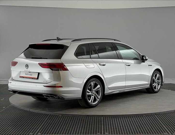 Volkswagen Golf Kombi 1,5 l 110 kw