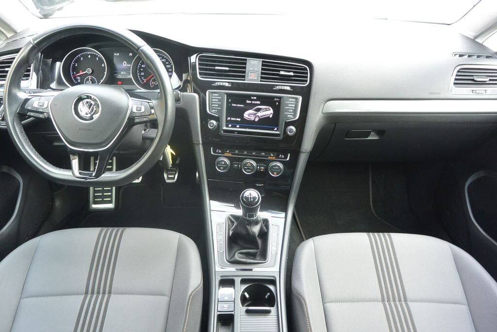 Volkswagen Golf Hatchback 1,2 l 63 kw