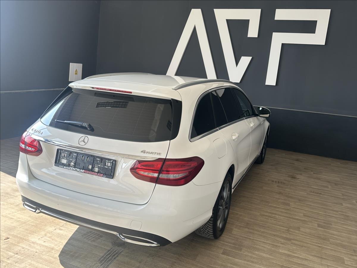 Mercedes-Benz Třídy C Kombi 2,1 l 125 kw