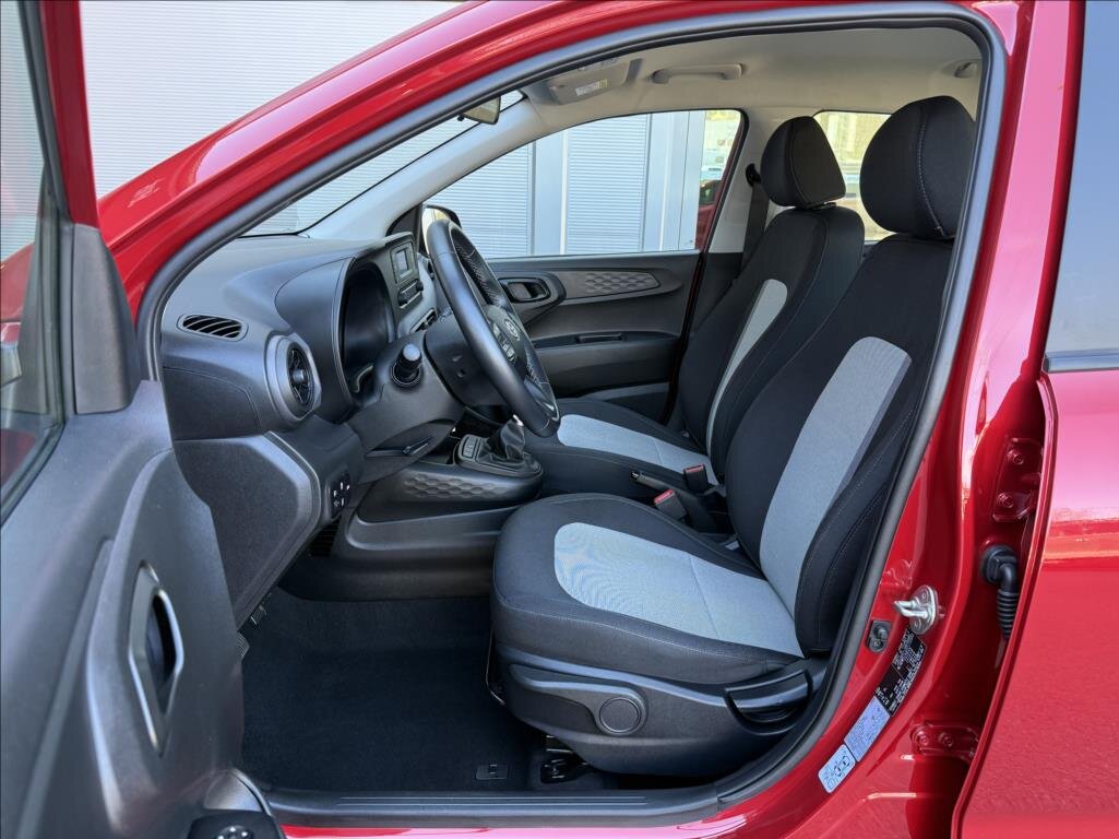 Hyundai i10 Hatchback 998,0 49 kw