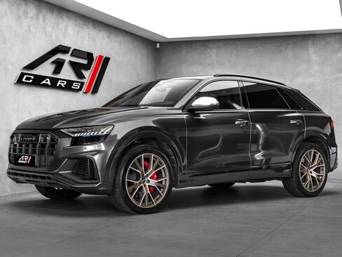 Audi SQ8 SUV / Terénní 4,0 l 320 kw