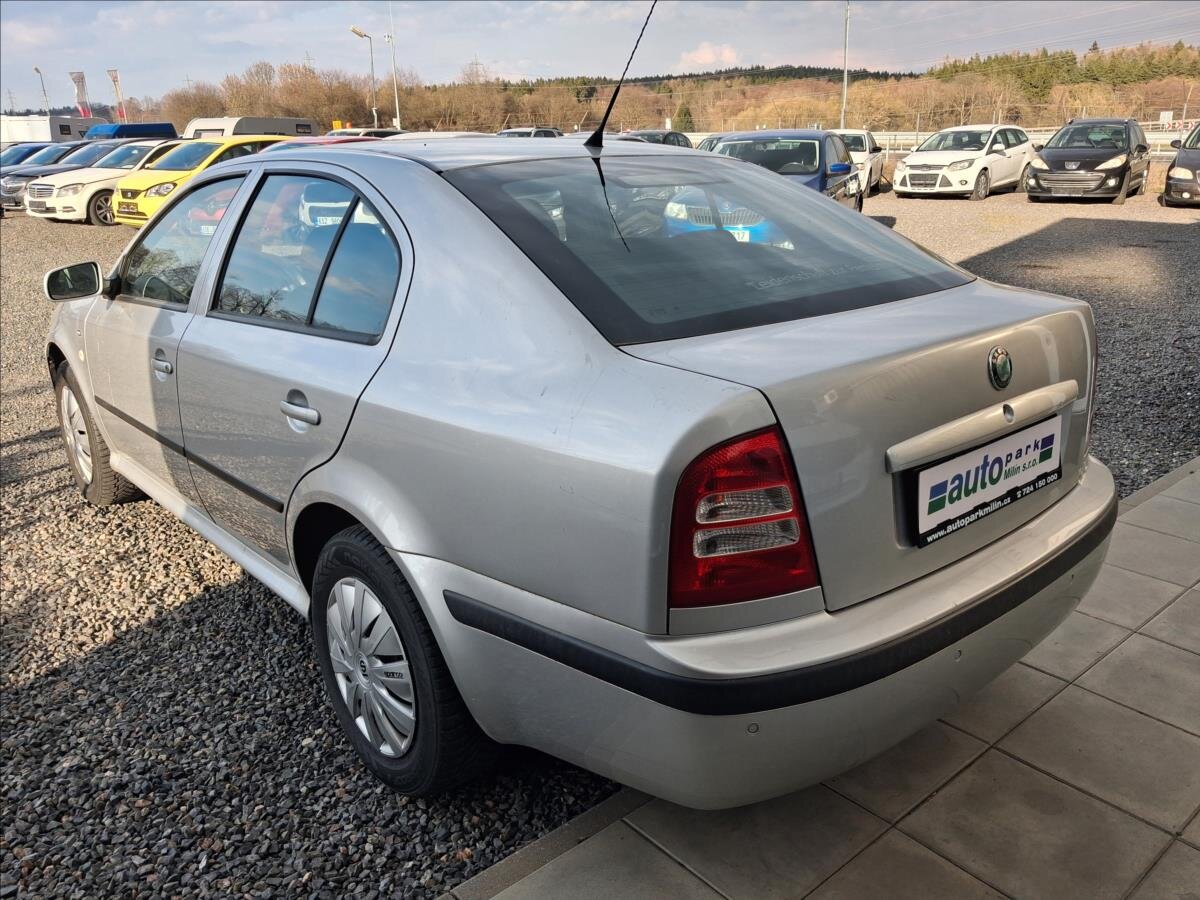 Škoda Octavia Sedan / Limuzína 2,0 l 85 kw