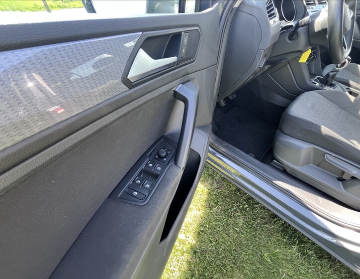 Volkswagen Tiguan 14