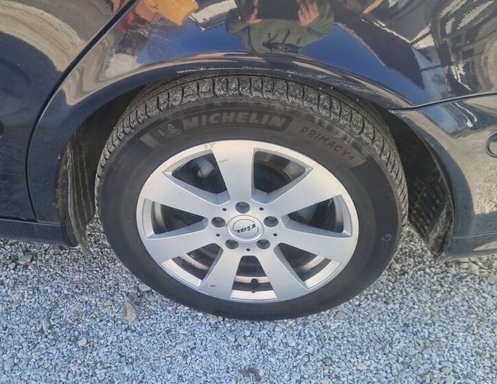 Mercedes-Benz Třídy E Sedan 2,1 l 110 kw