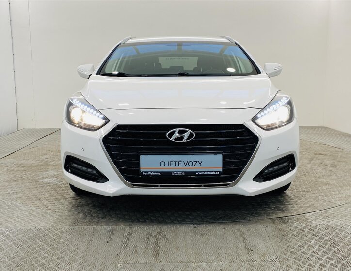 Hyundai i40 Kombi 1,7 l 104 kw
