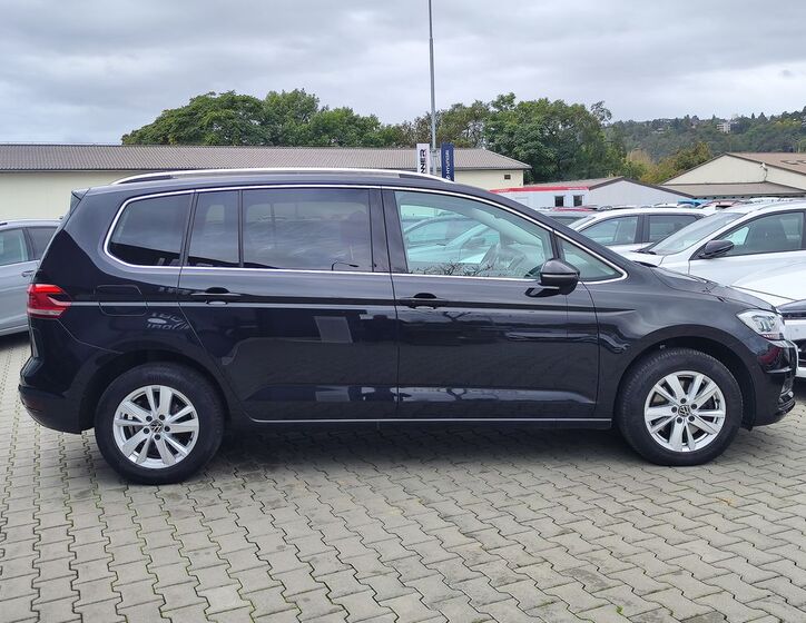 Volkswagen Touran 4