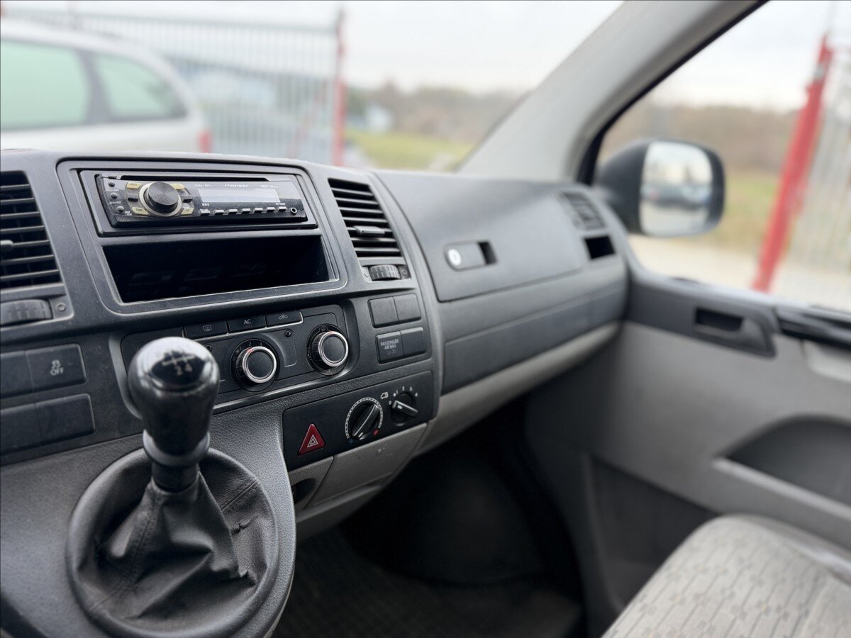 Volkswagen Transporter MPV 2,0 l 75 kw