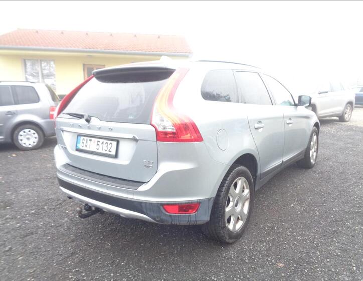 Volvo XC60 6