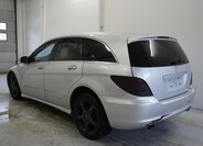 Mercedes-Benz Třídy R SUV 5,0 l 225 kw