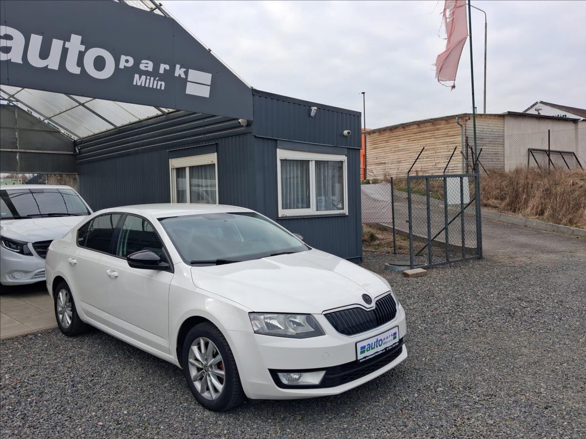 Škoda Octavia Sedan / Limuzína 1,6 l 66 kw