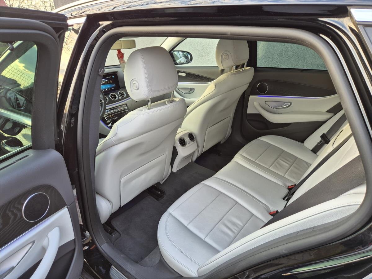 Mercedes-Benz Třídy E Kombi 2,9 l 243 kw