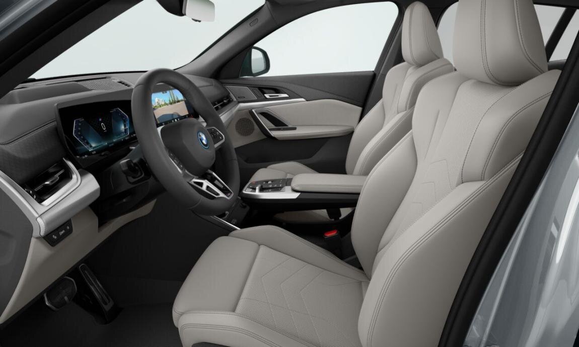 BMW iX2 SUV / Terénní 0,0 225 kw