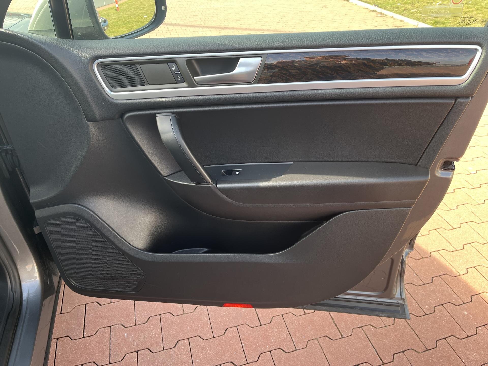 Volkswagen Touareg SUV 3,0 l 176 kw