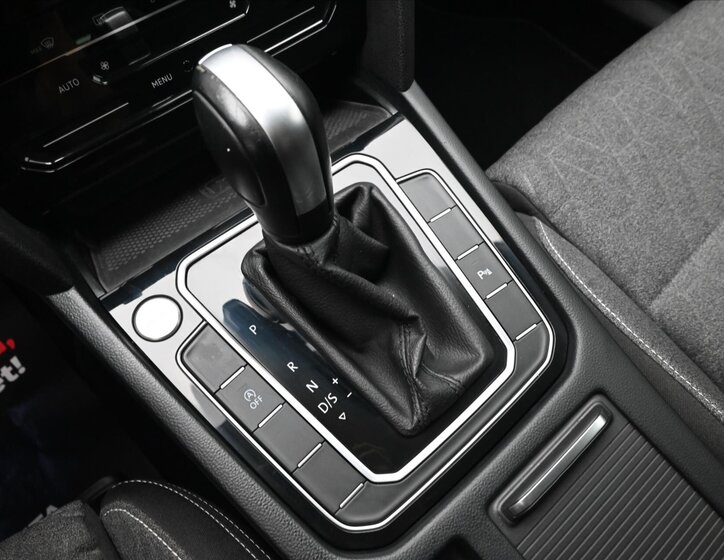 Volkswagen Passat Kombi 2,0 l 110 kw
