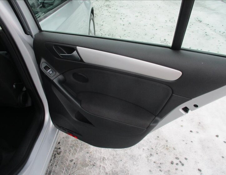 Volkswagen Golf Hatchback 1,4 l 90 kw