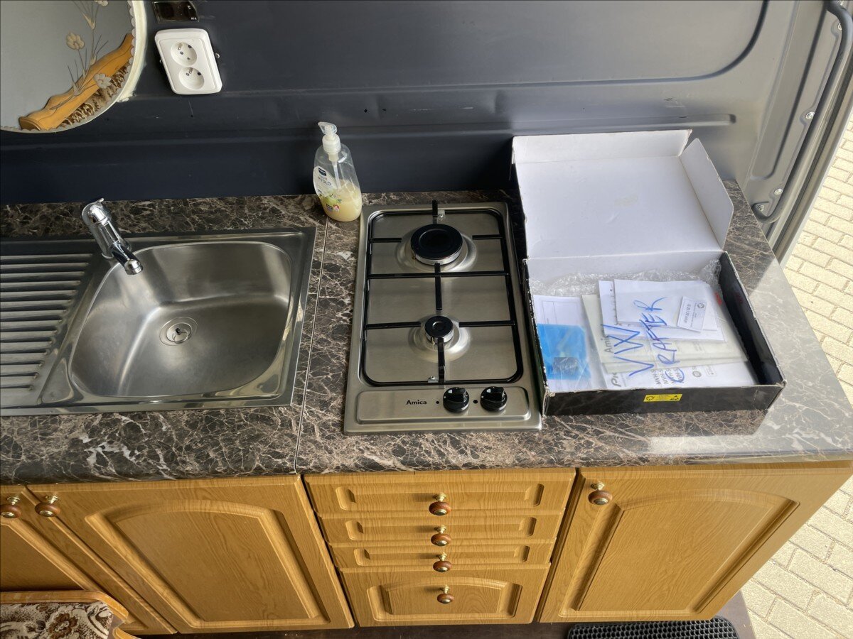 Volkswagen Crafter Skříň 2,0 l 120 kw