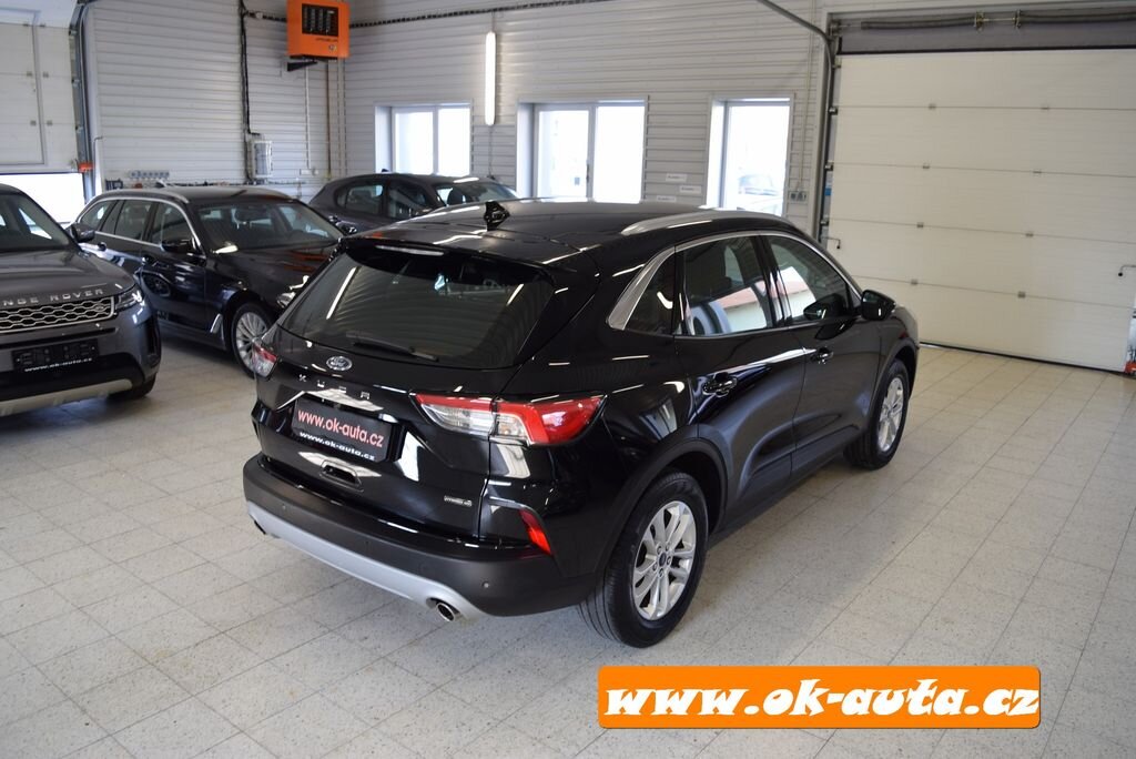Ford Kuga SUV / Terénní 2,5 l 112 kw